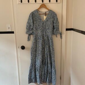 Dress Forum Blue Floral Long Sleeve Dress